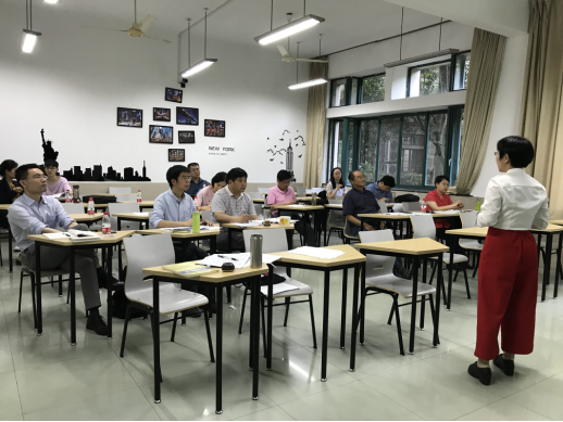 William威廉亚洲举行2018年度青年教师教学技能比赛329.png William威廉亚洲举行2018年度青年教师教学技能比赛329.png